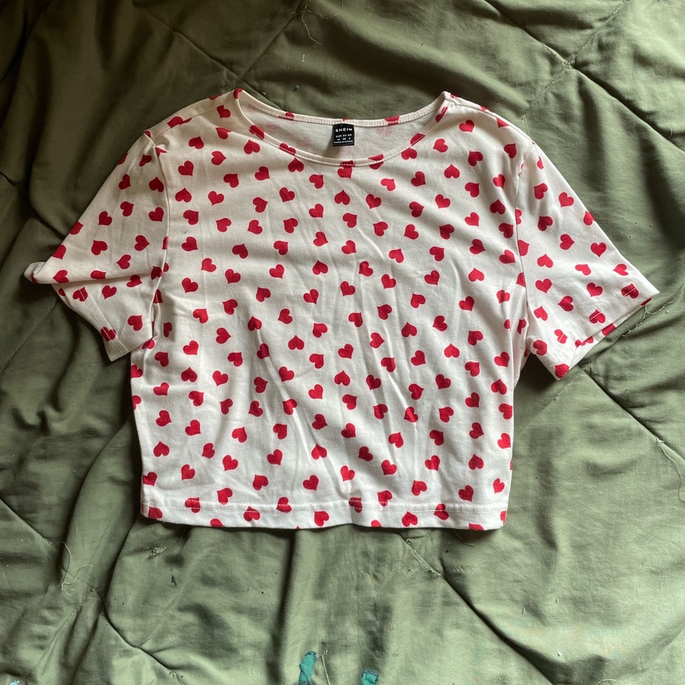 red hearts crop top